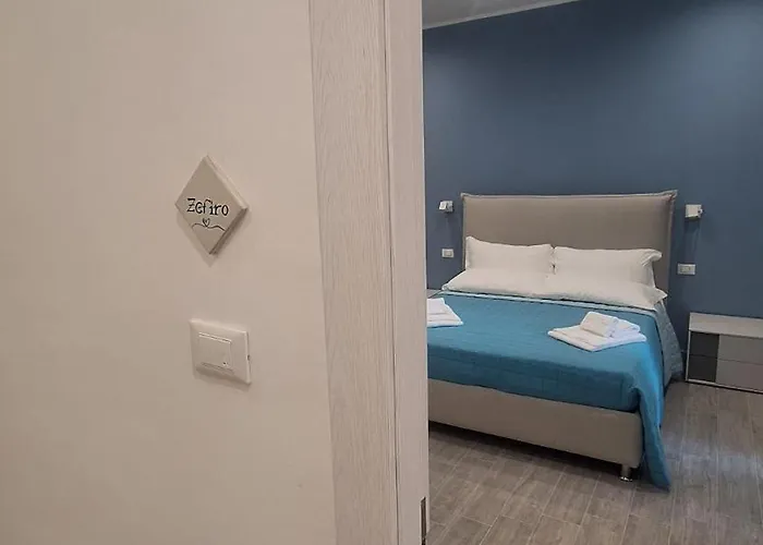 Zefiro Гостевой дом 3*